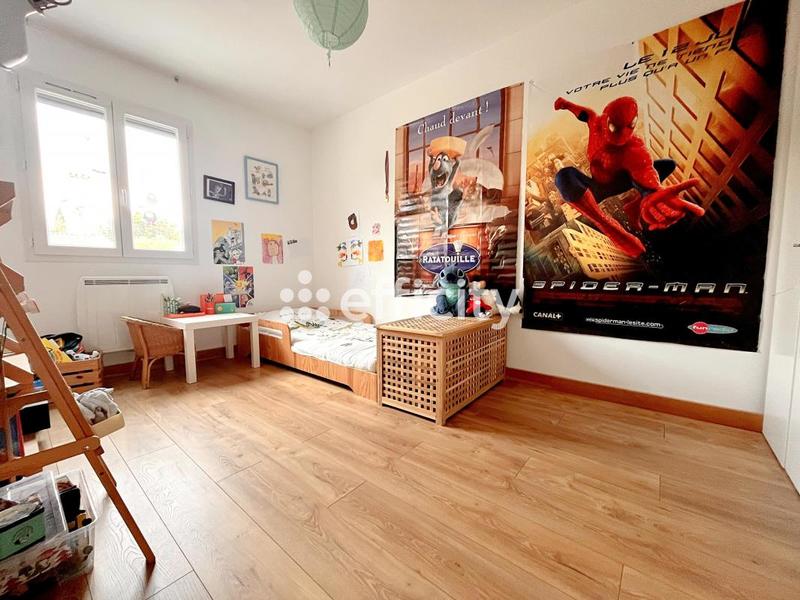 Pavillon - 105 m² - 5 pièces