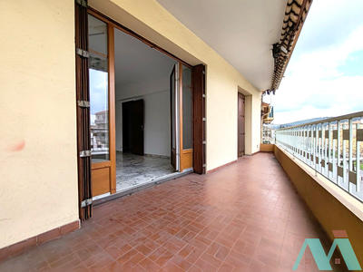 Appartement - 94 m² - 3 pièces