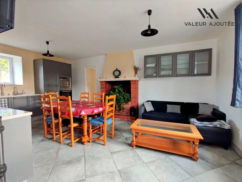 Maison - 138 m² - 7 pièces