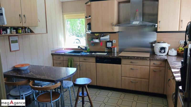 Maison d'architecte - 228 m² - 9 pièces