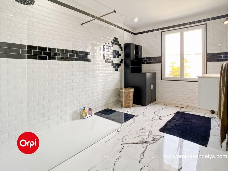 Maison - 133 m² - 6 pièces