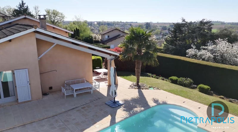 Villa - 125 m² - 5 pièces