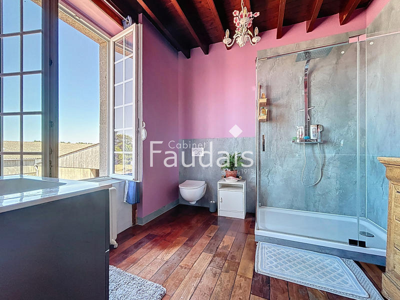 Maison - 167 m² - 7 pièces