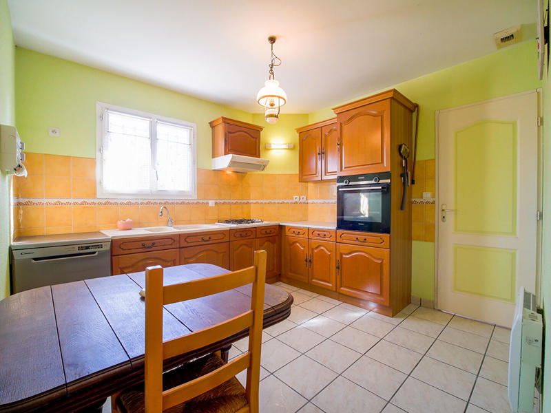 Maison - 93 m² - 4 pièces