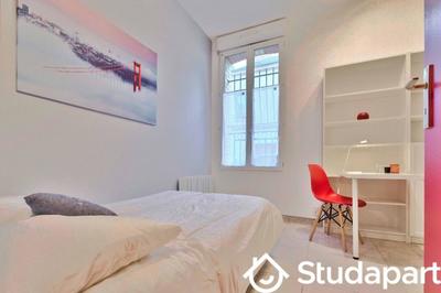 Chambre - 10 m² - 1 pièce