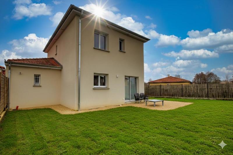 Villa - 100 m² - 4 pièces