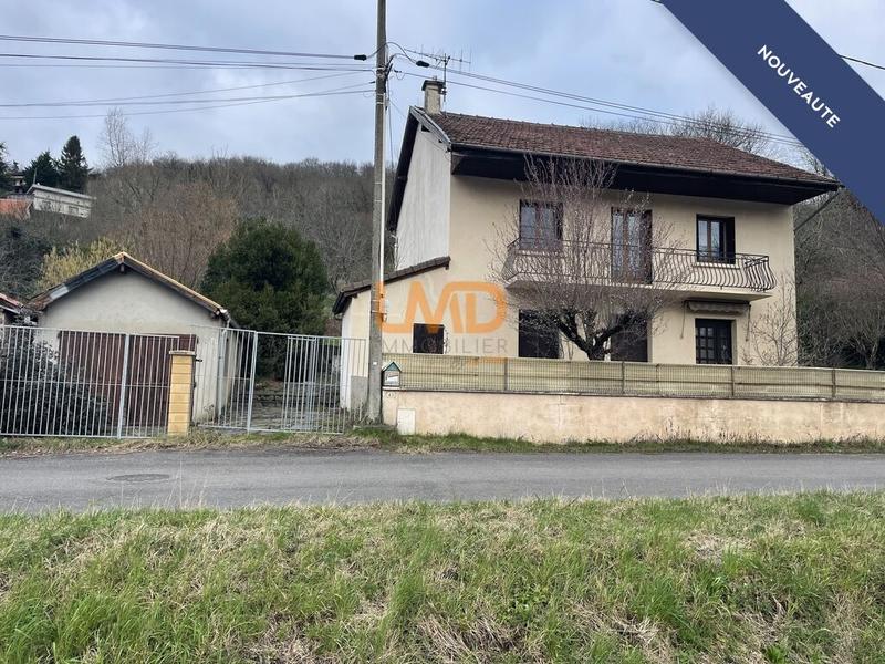 Maison - 97 m² - 6 pièces