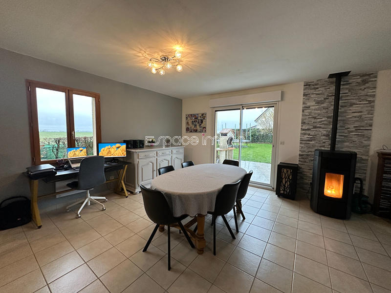 Maison - 88 m² - 5 pièces