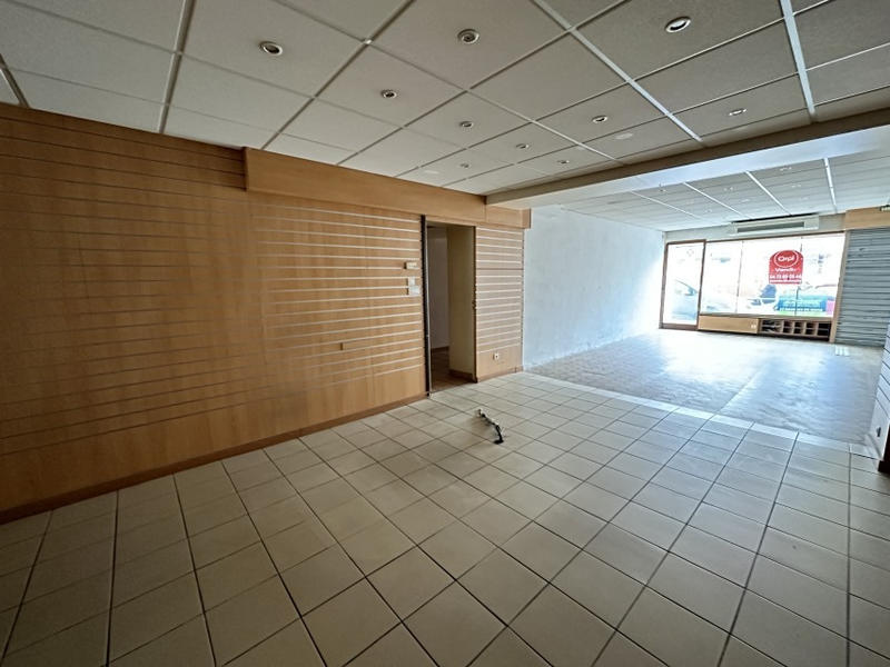 Maison - 235 m² - 8 pièces