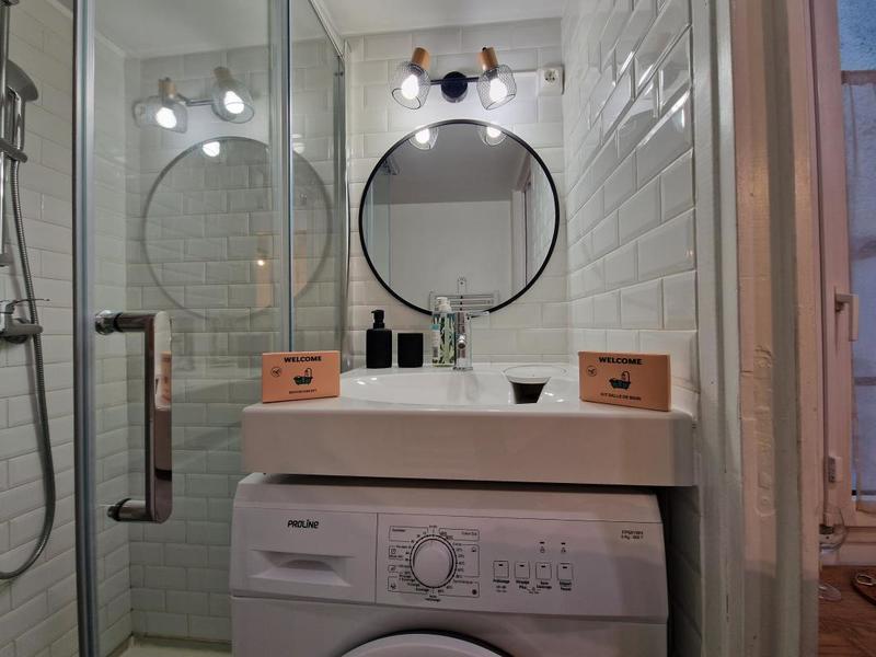 Studio - 14 m² - 1 pièce