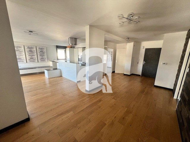 Appartement - 82 m² - 4 pièces