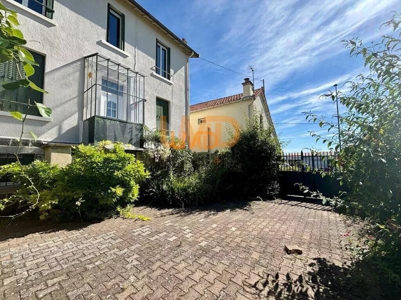 Maison - 110 m² - 5 pièces