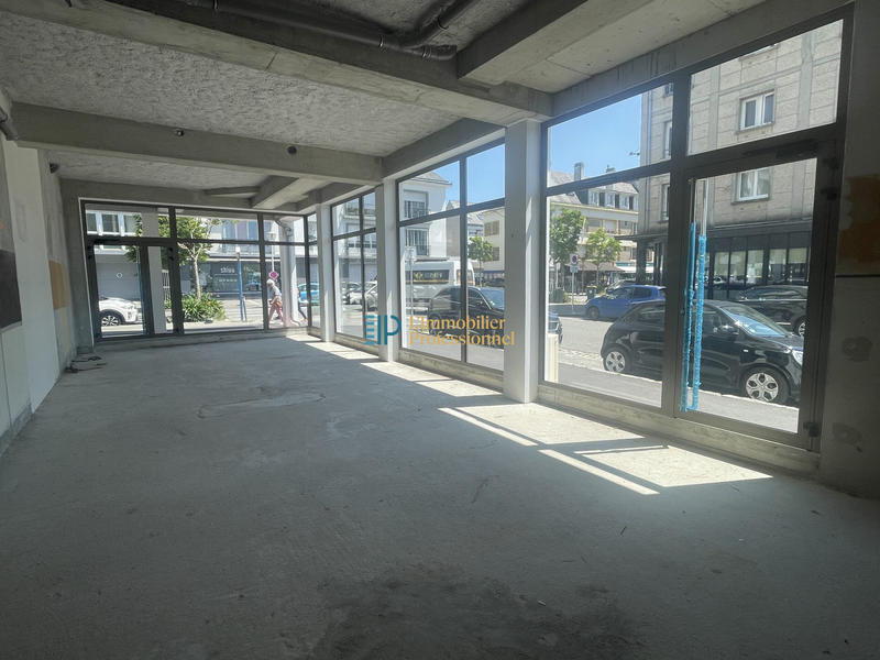 Local commercial - 84 m²