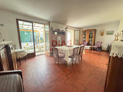 Maison - 155 m² - 1 pièce
