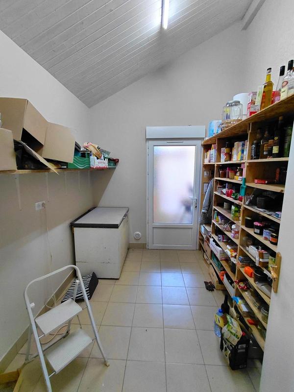 Maison - 200 m² - 7 pièces