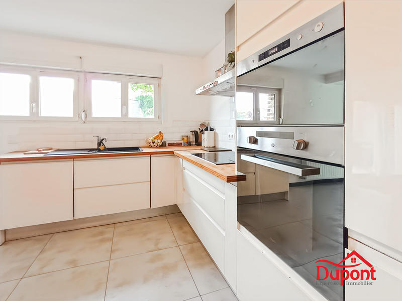 Maison - 122 m² - 5 pièces