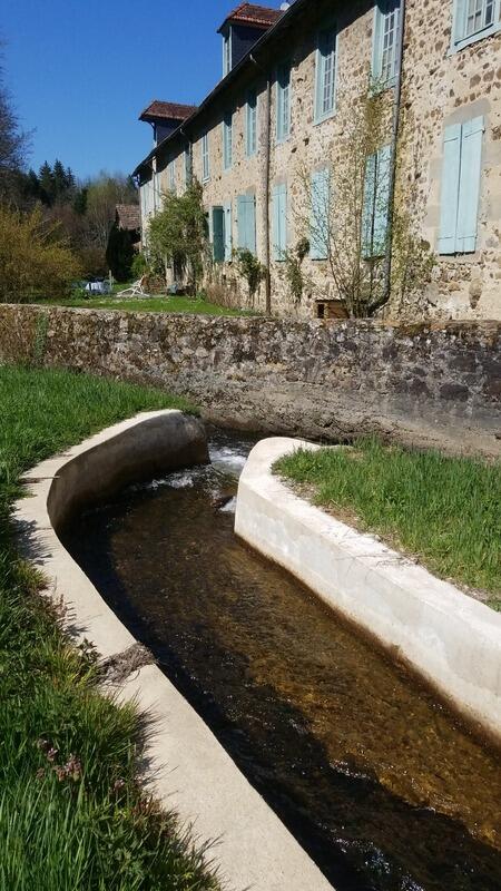 Propriété - 580 m² - 9 pièces