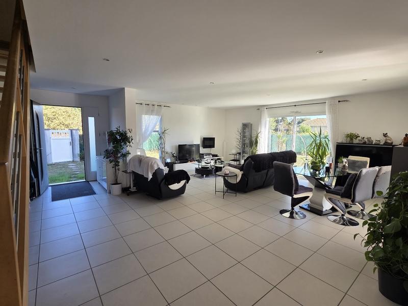 Maison - 146 m² - 5 pièces