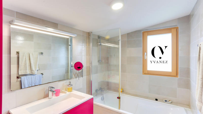 Maison - 166 m² - 7 pièces