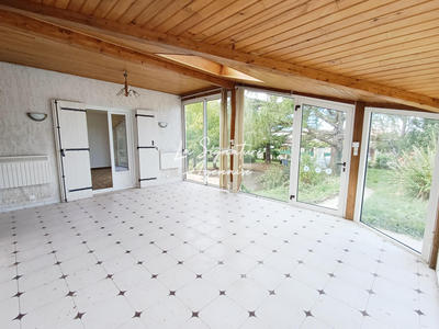 Maison - 167 m² - 6 pièces