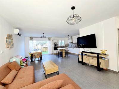 Maison - 84 m² - 4 pièces