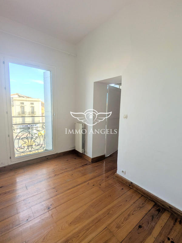 Loft - 98 m² - 3 pièces