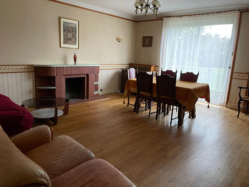 Maison - 160 m² - 8 pièces