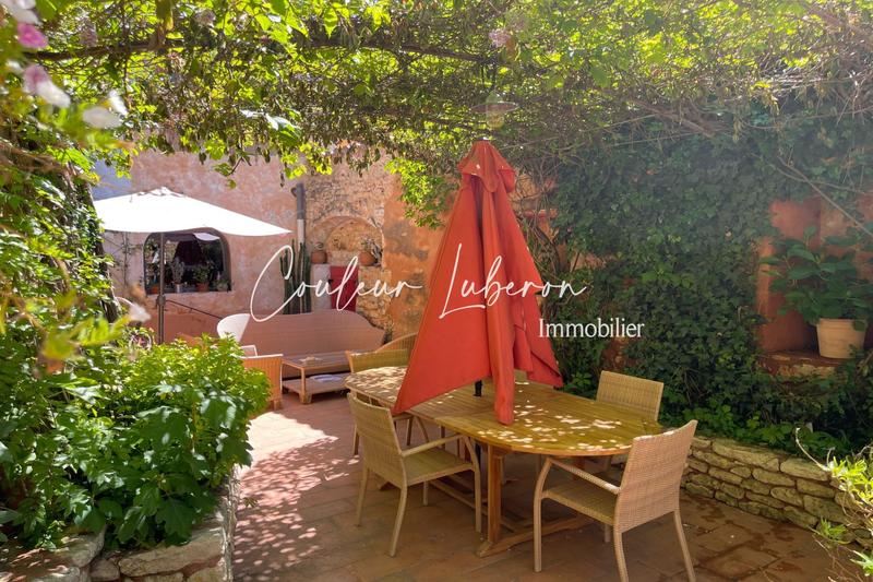 Maison de village - 239 m² - 8 pièces