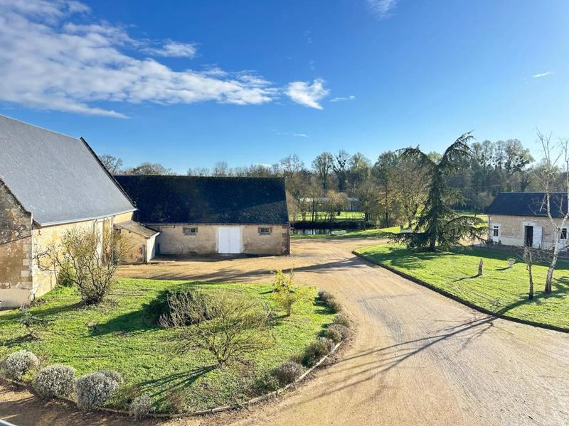 Maison - 420 m² - 10 pièces