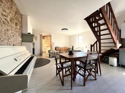 Maison de ville - 77 m² - 4 pièces