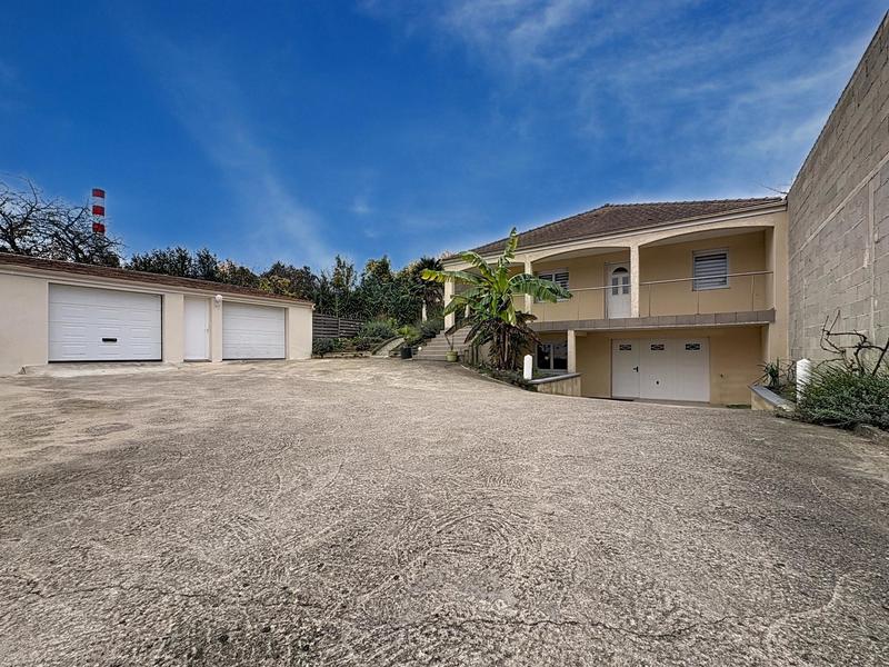 Villa - 210 m² - 7 pièces