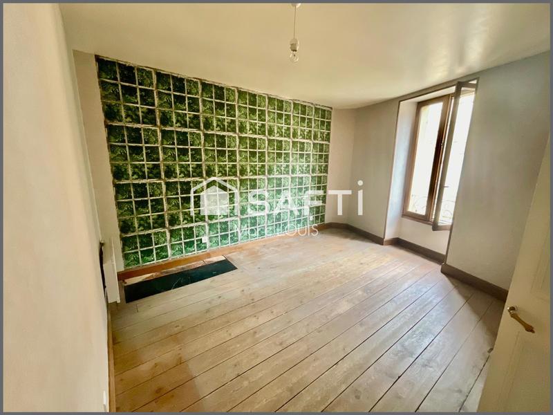Maison - 220 m² - 8 pièces