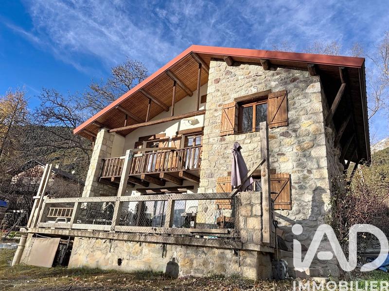 Châlet - 105 m² - 5 pièces