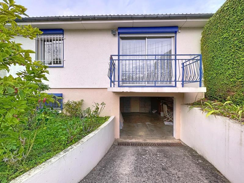 Maison - 96 m² - 5 pièces