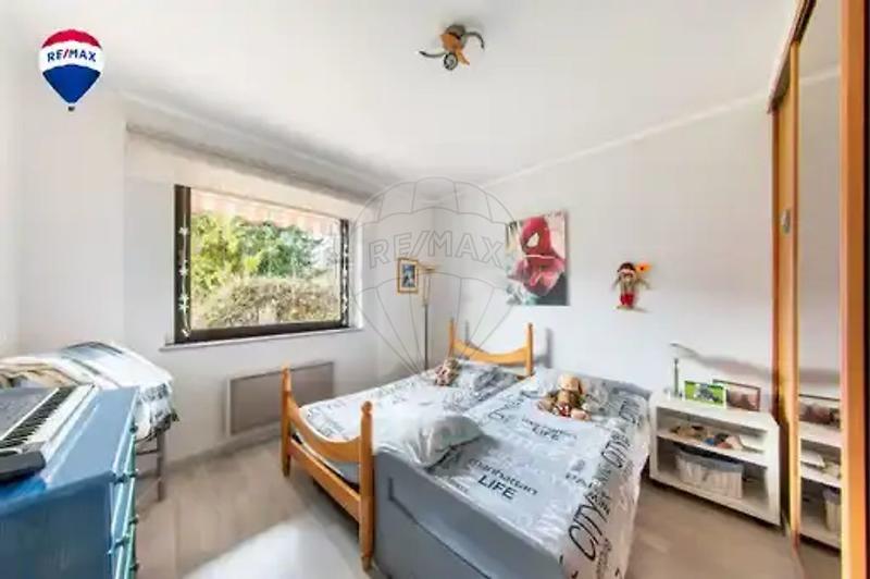 Maison - 174 m² - 8 pièces