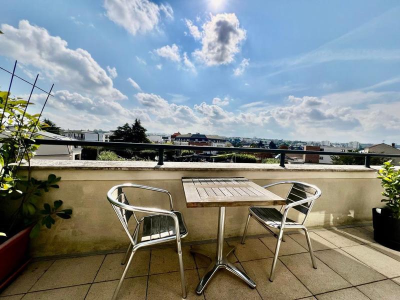 Appartement - 138 m² - 5 pièces