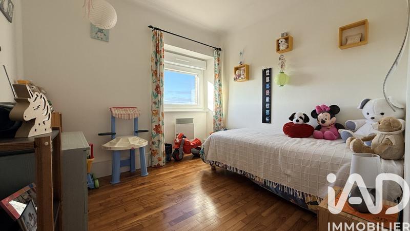 Maison - 123 m² - 8 pièces