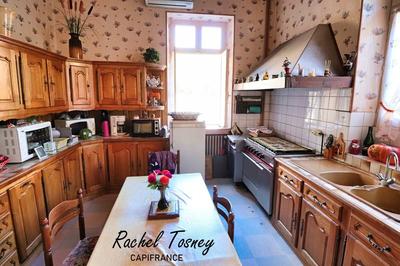 Immeuble - 285 m² - 15 pièces