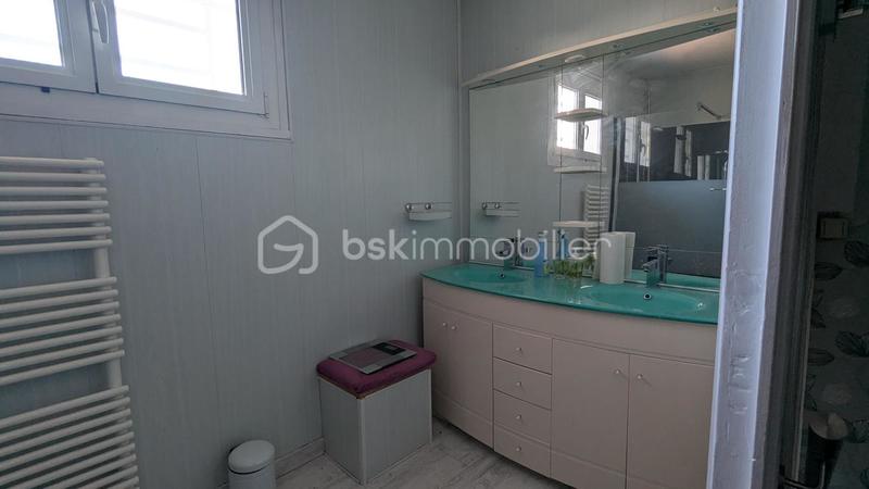 Villa - 135 m² - 8 pièces