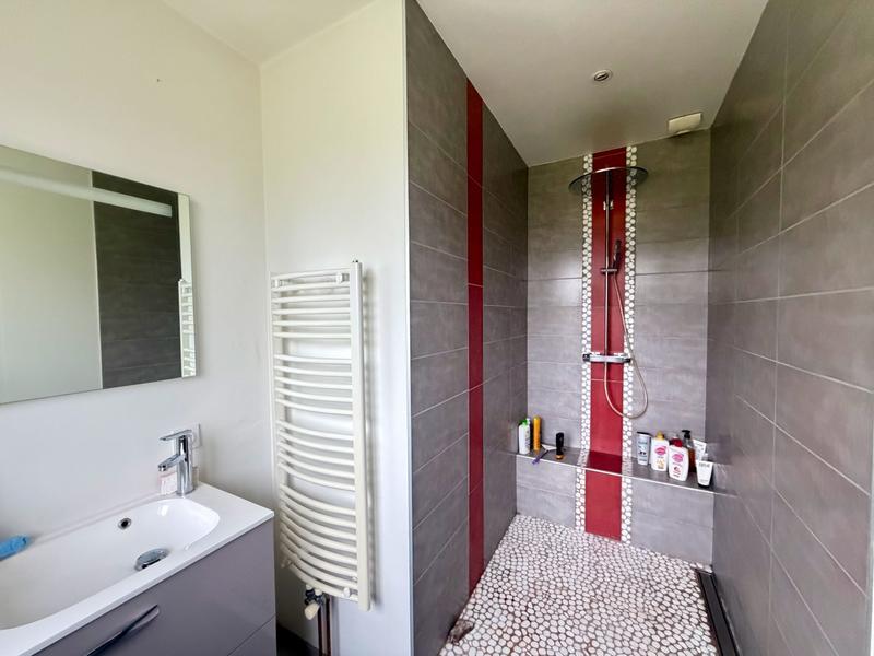 Maison ancienne - 185 m² - 9 pièces