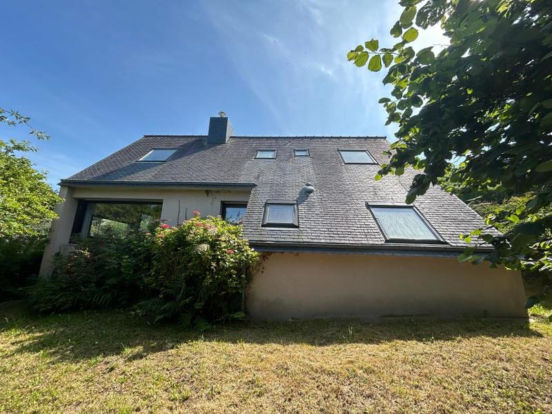 Maison - 104 m² - 5 pièces