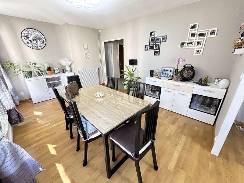 Appartement - 76 m² - 4 pièces
