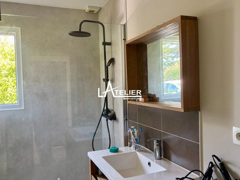 Maison - 97 m² - 5 pièces