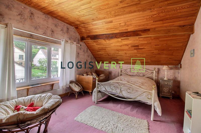 Maison - 159 m² - 7 pièces