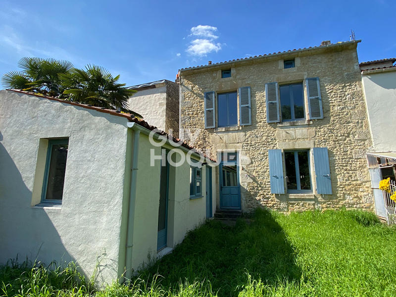 Maison - 108 m² - 4 pièces
