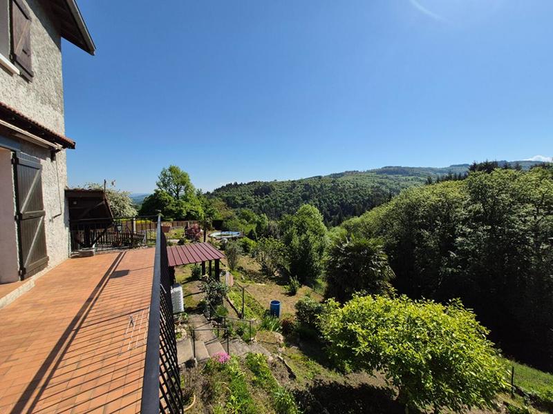 Maison - 107 m² - 5 pièces