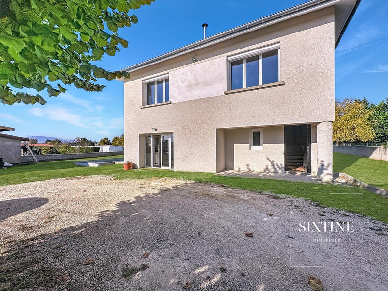 Maison - 119 m² - 5 pièces