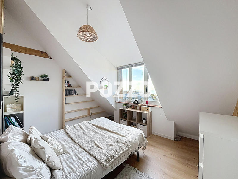 Maison - 105 m² - 7 pièces