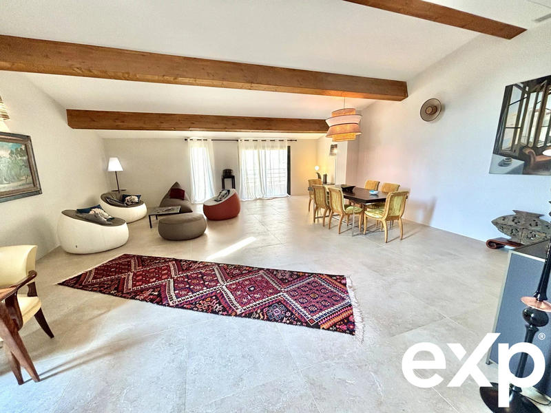 Appartement - 127 m² - 4 pièces