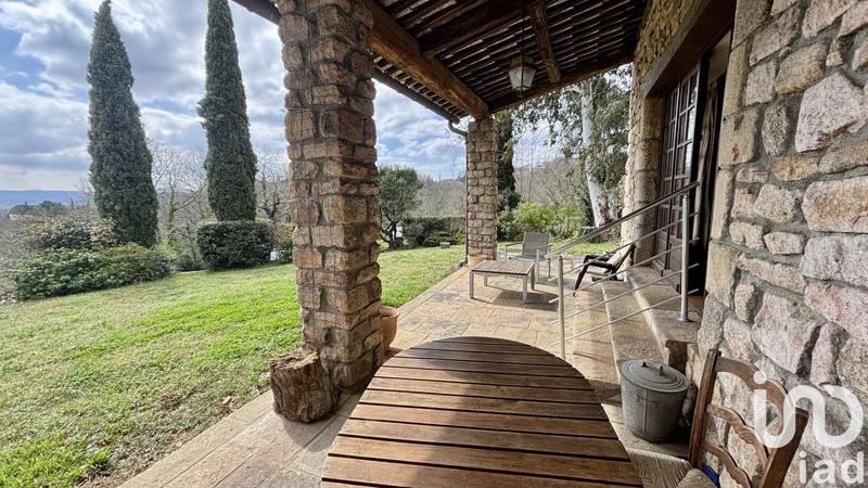 Maison - 193 m² - 7 pièces